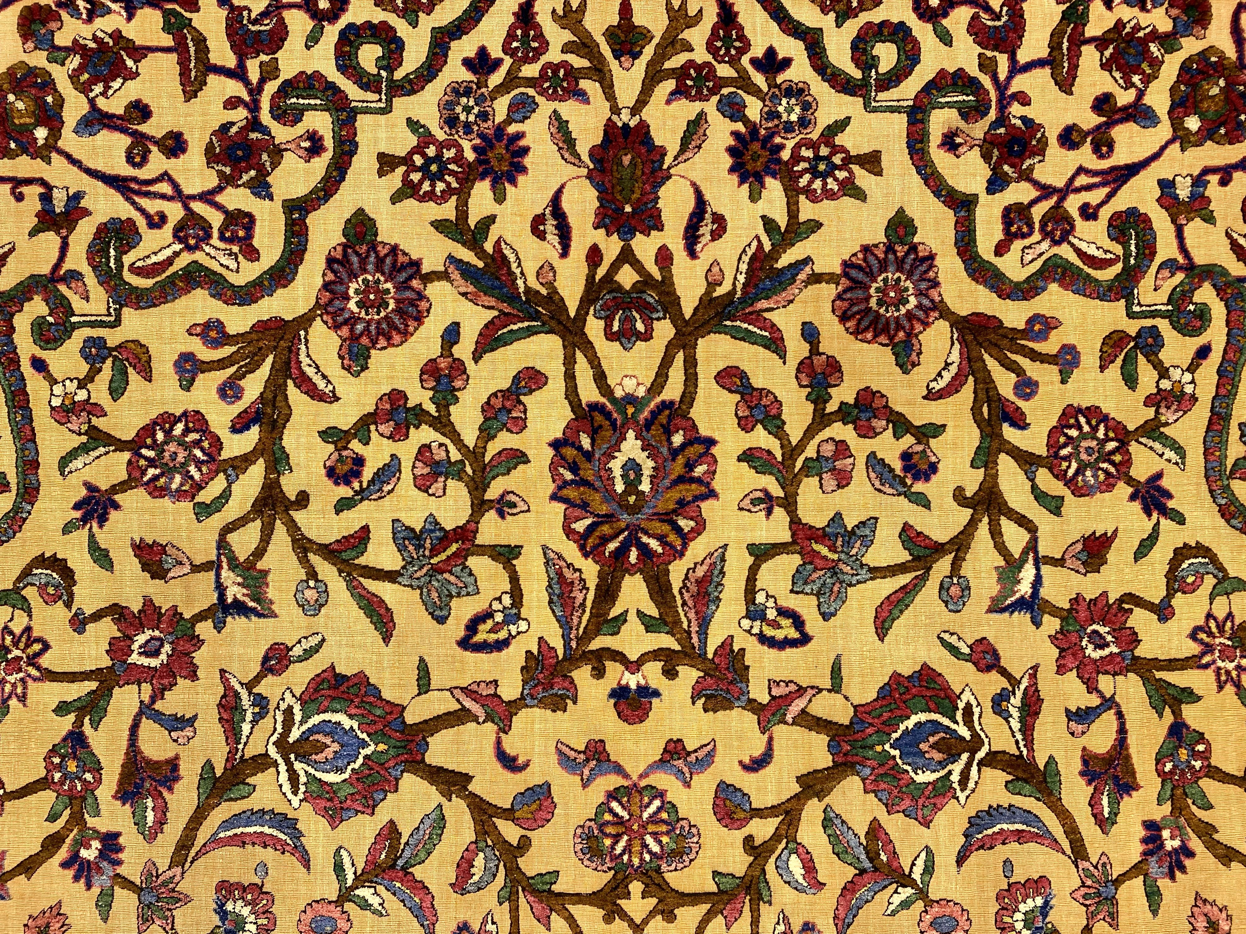 Antique Souf Kashan rug