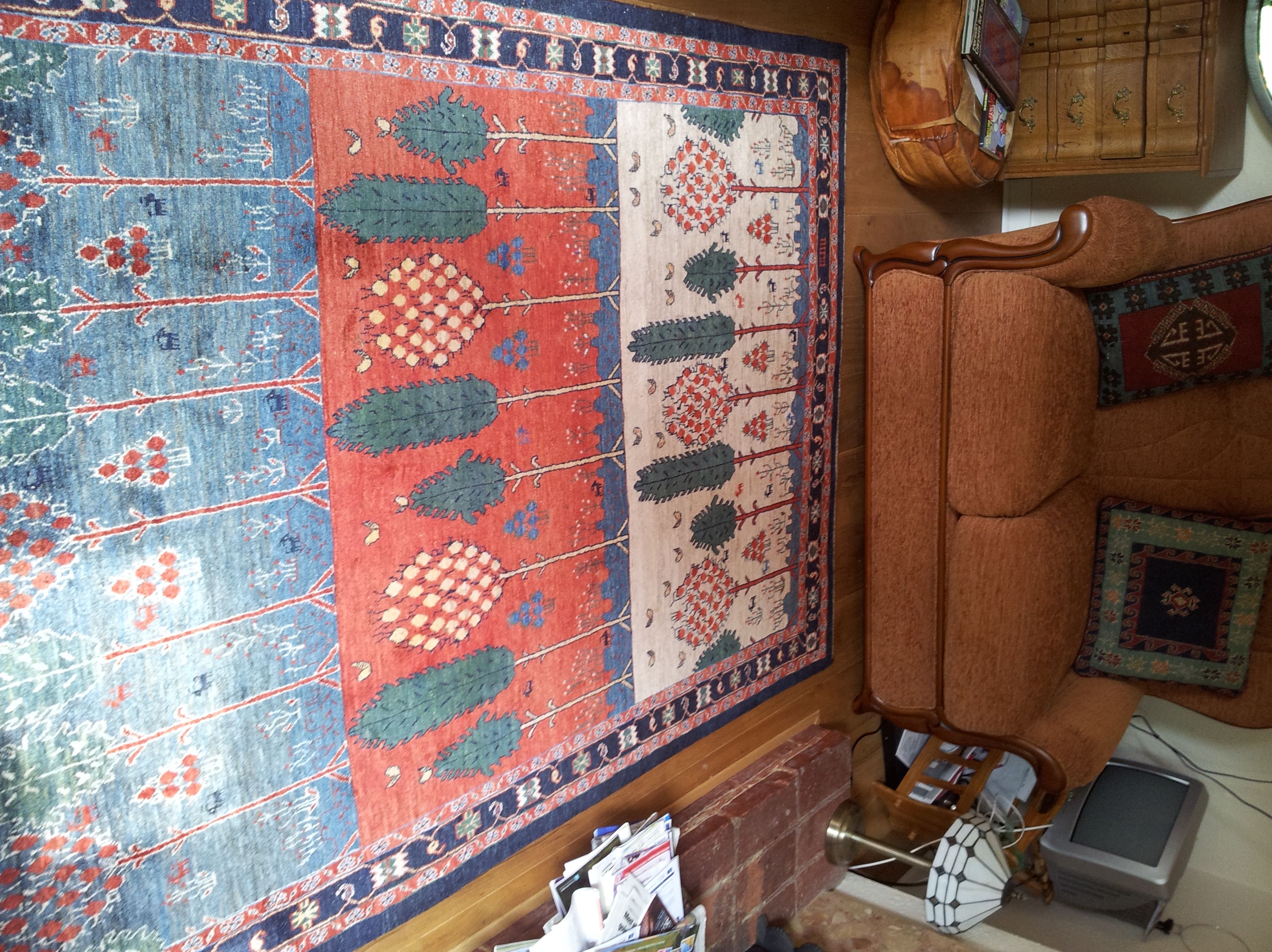 Louri rug