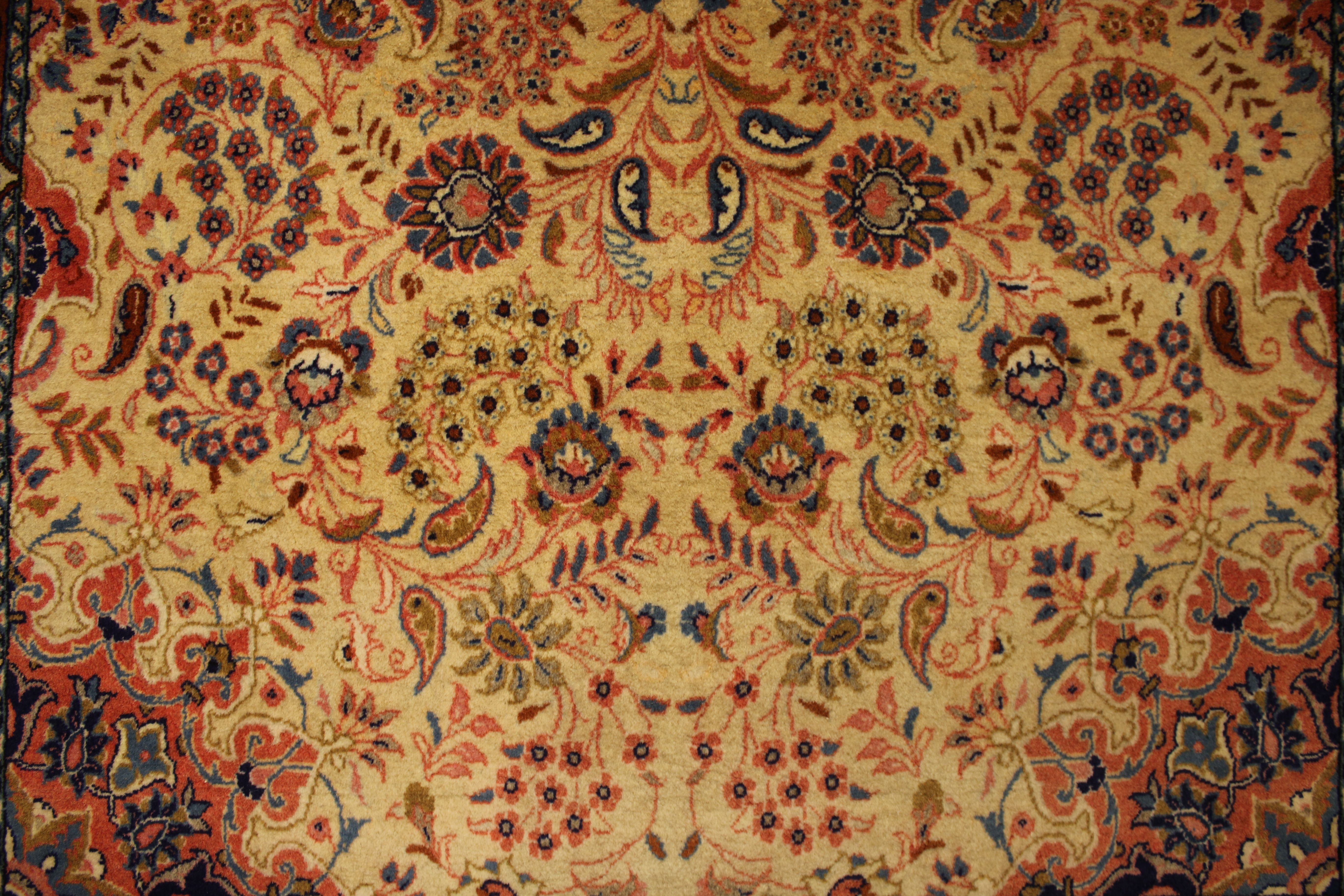 Sarouk rug
