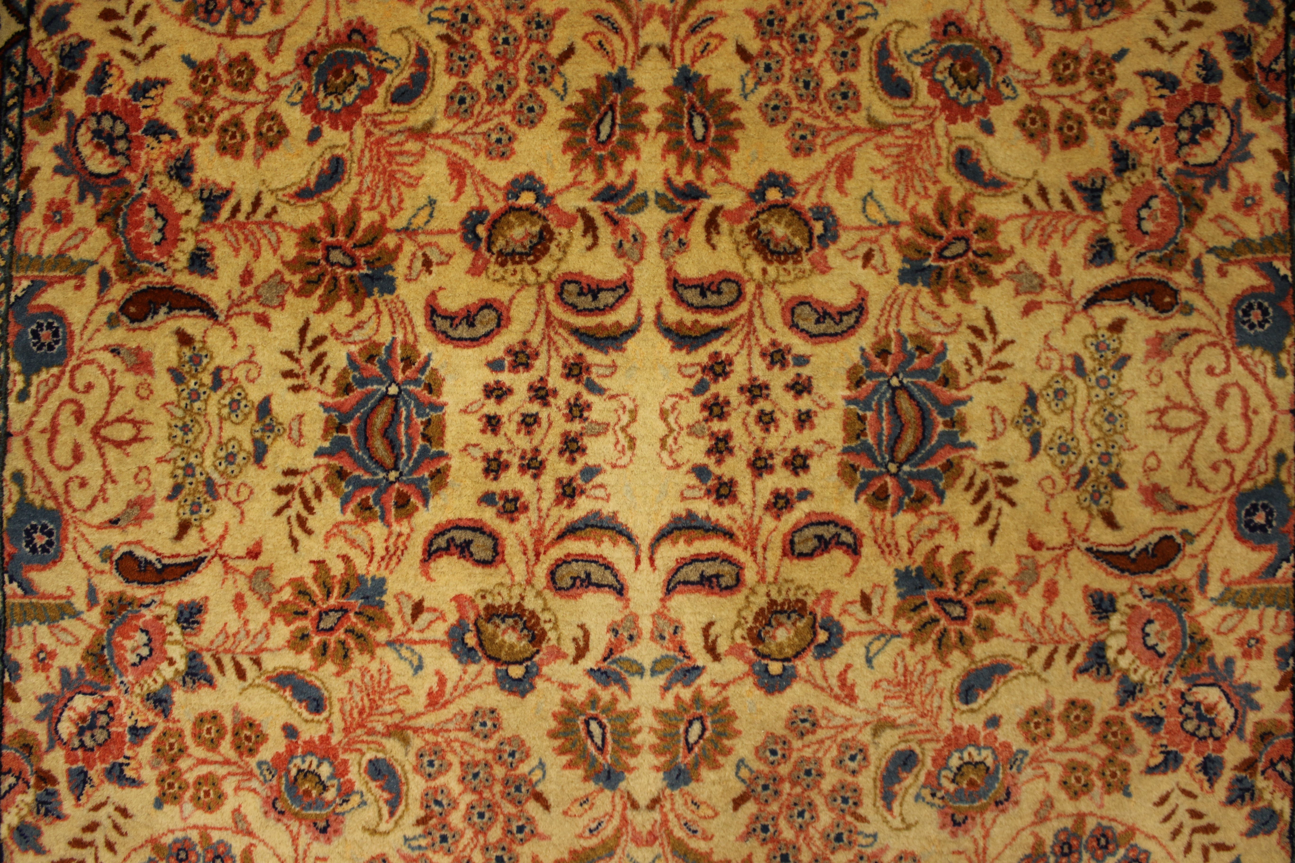 Sarouk rug