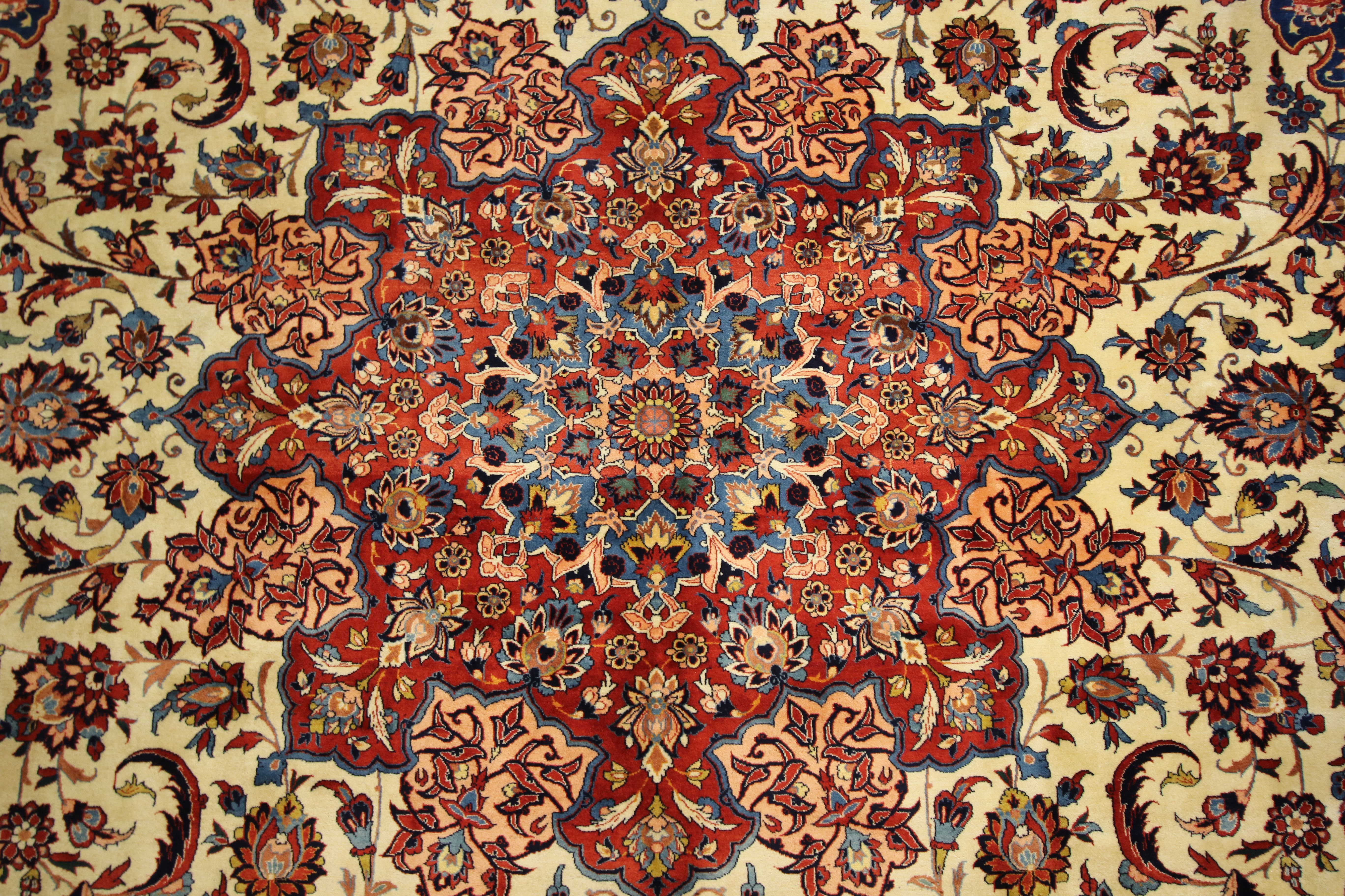 Isfahan carpet