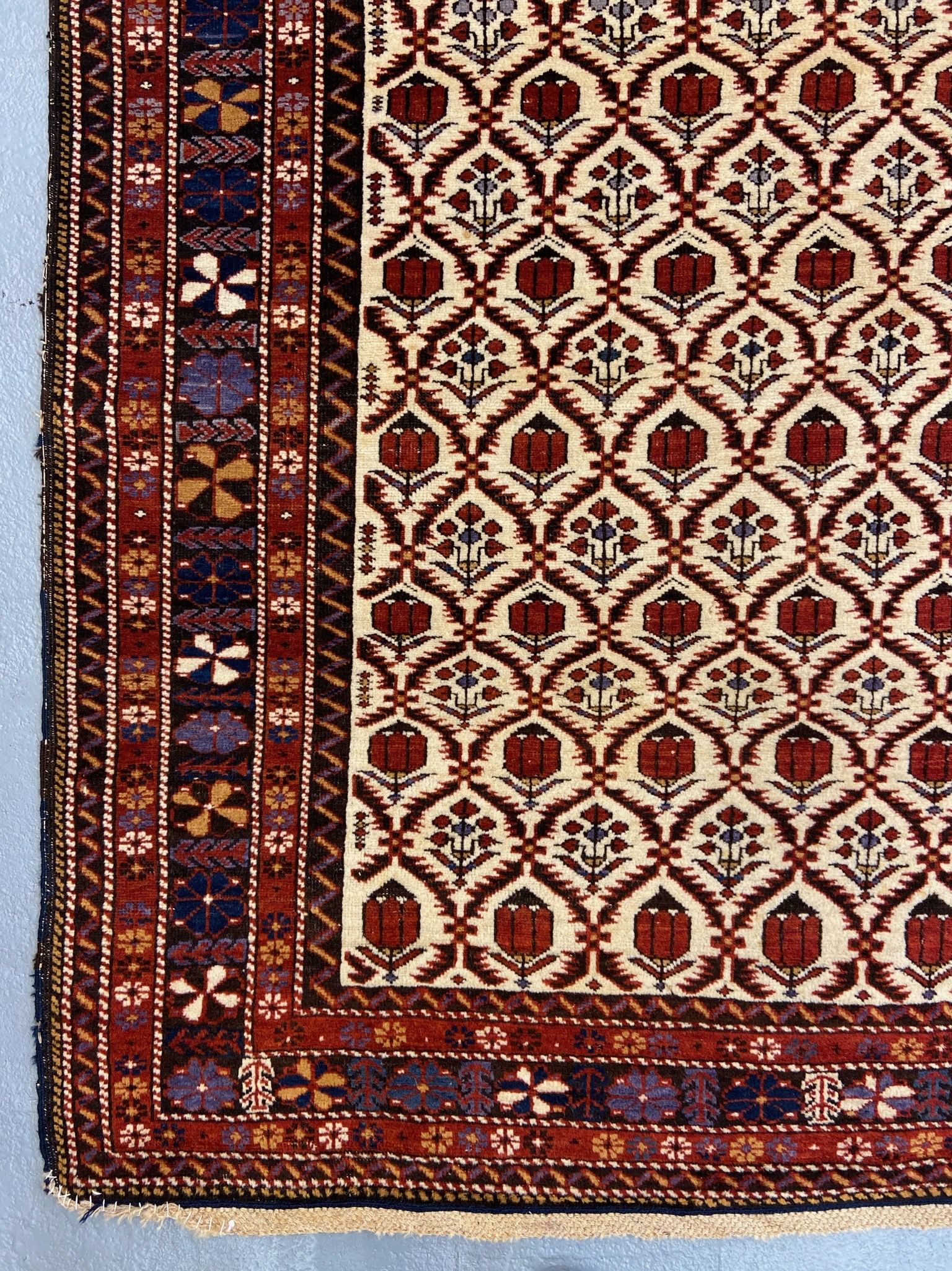 Antique Daghestan rug