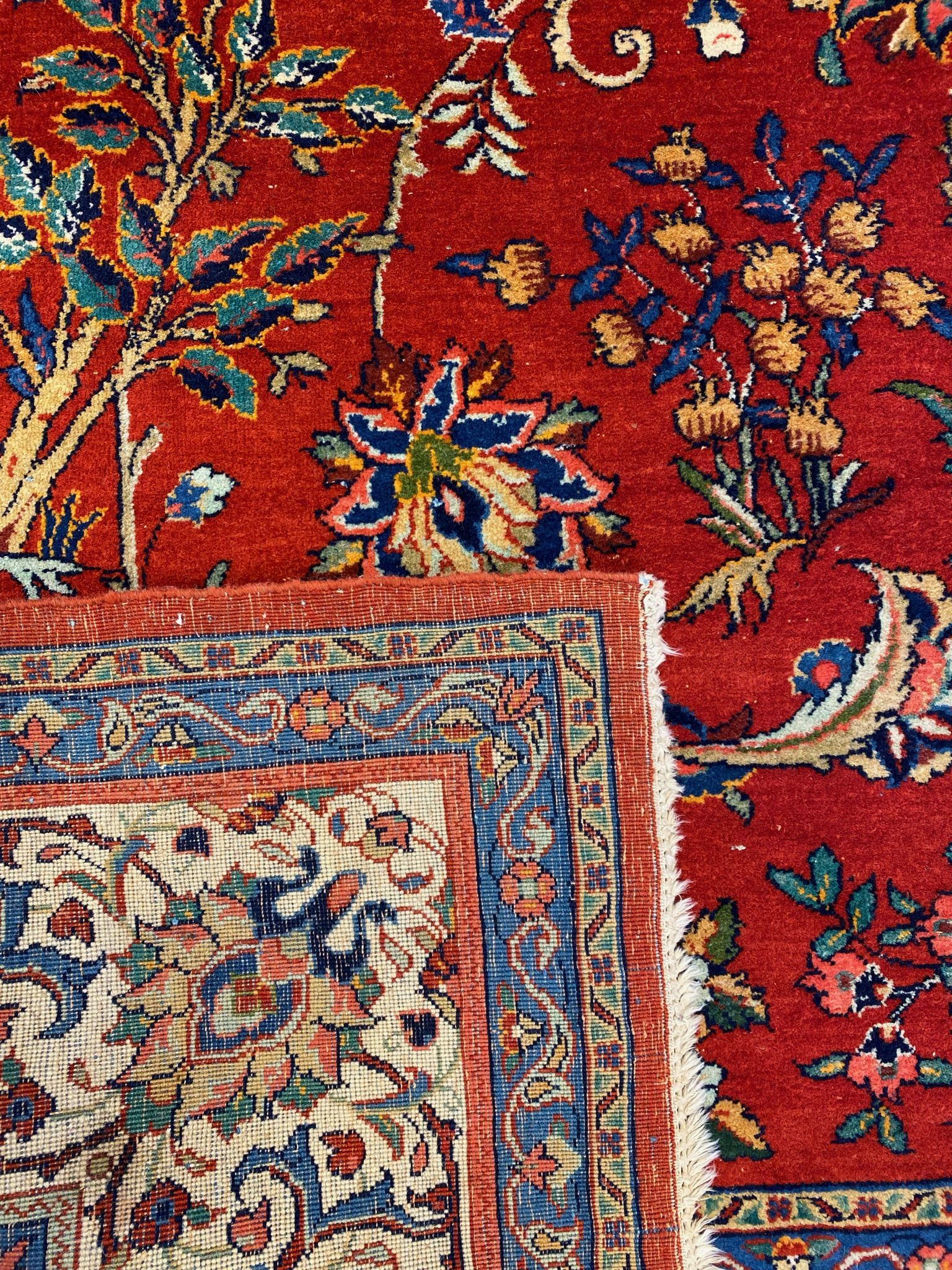 Antique Sarok Carpet 