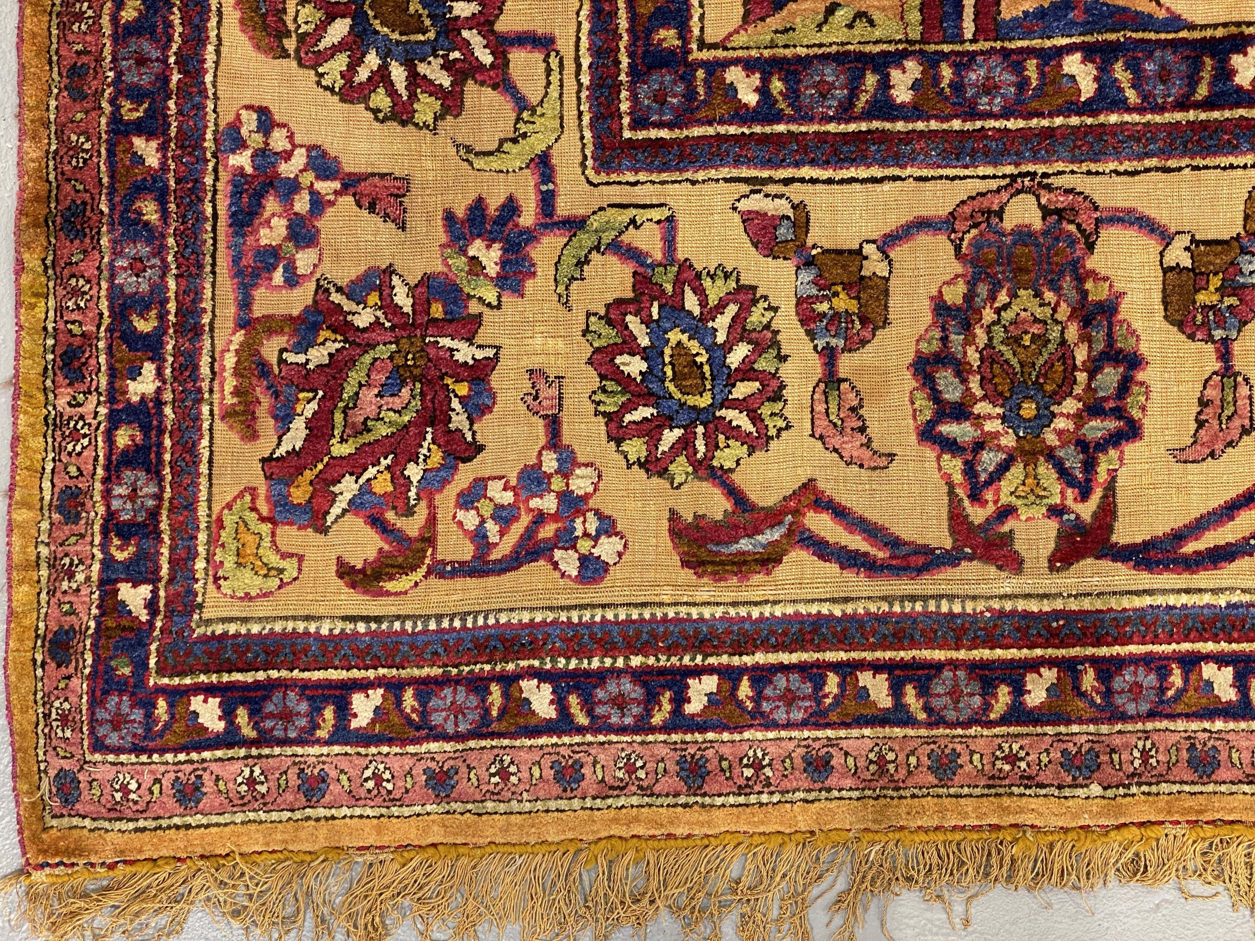 Antique Souf Kashan rug