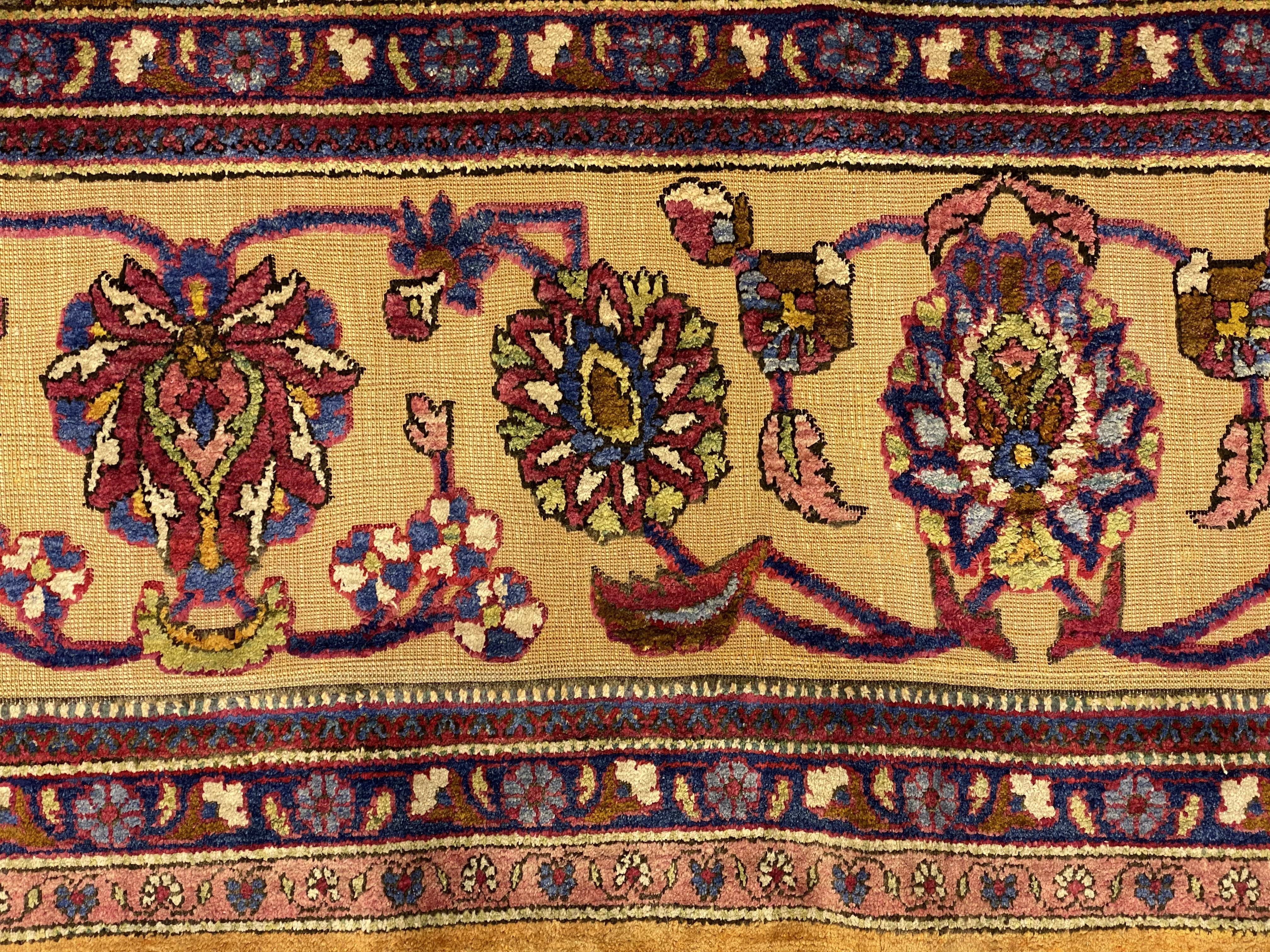 Antique Souf Kashan rug
