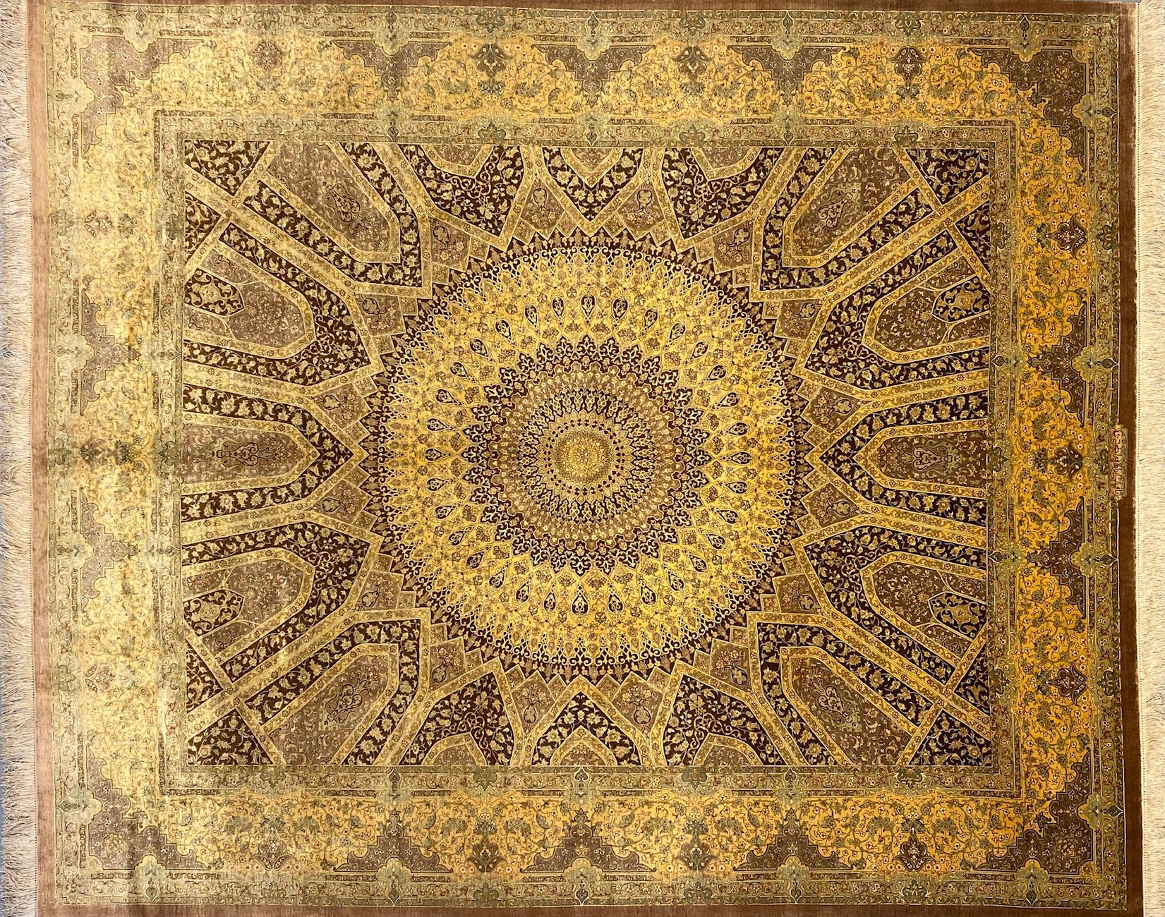 Qum silk rug