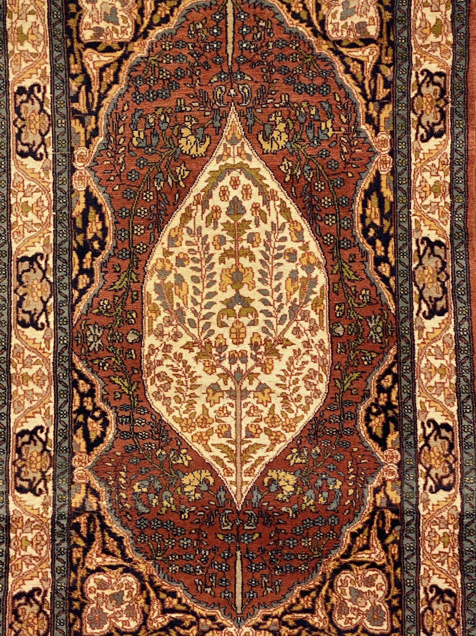 Lahor Rug