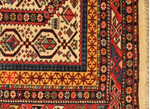 Antique Daghstan rug