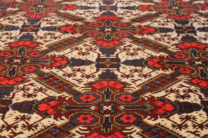 Antique Zekhor rug