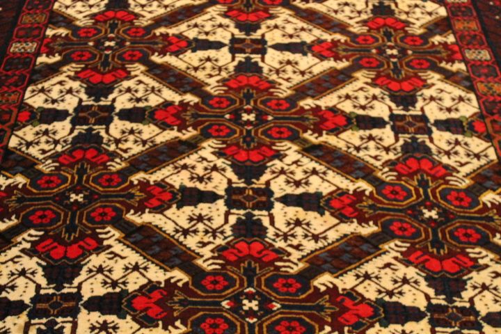 Antique Zekhor rug