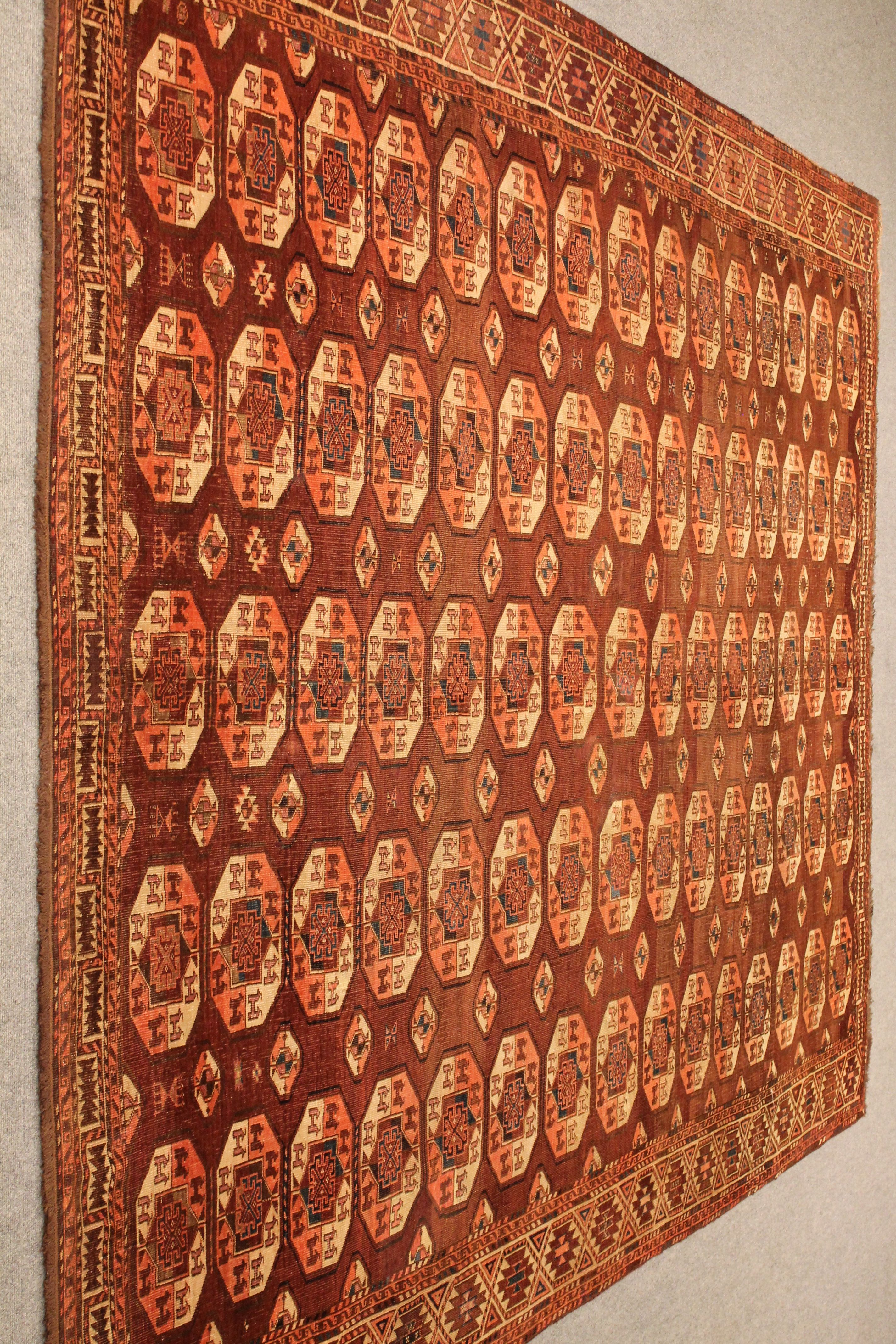 Arabatchi carpet