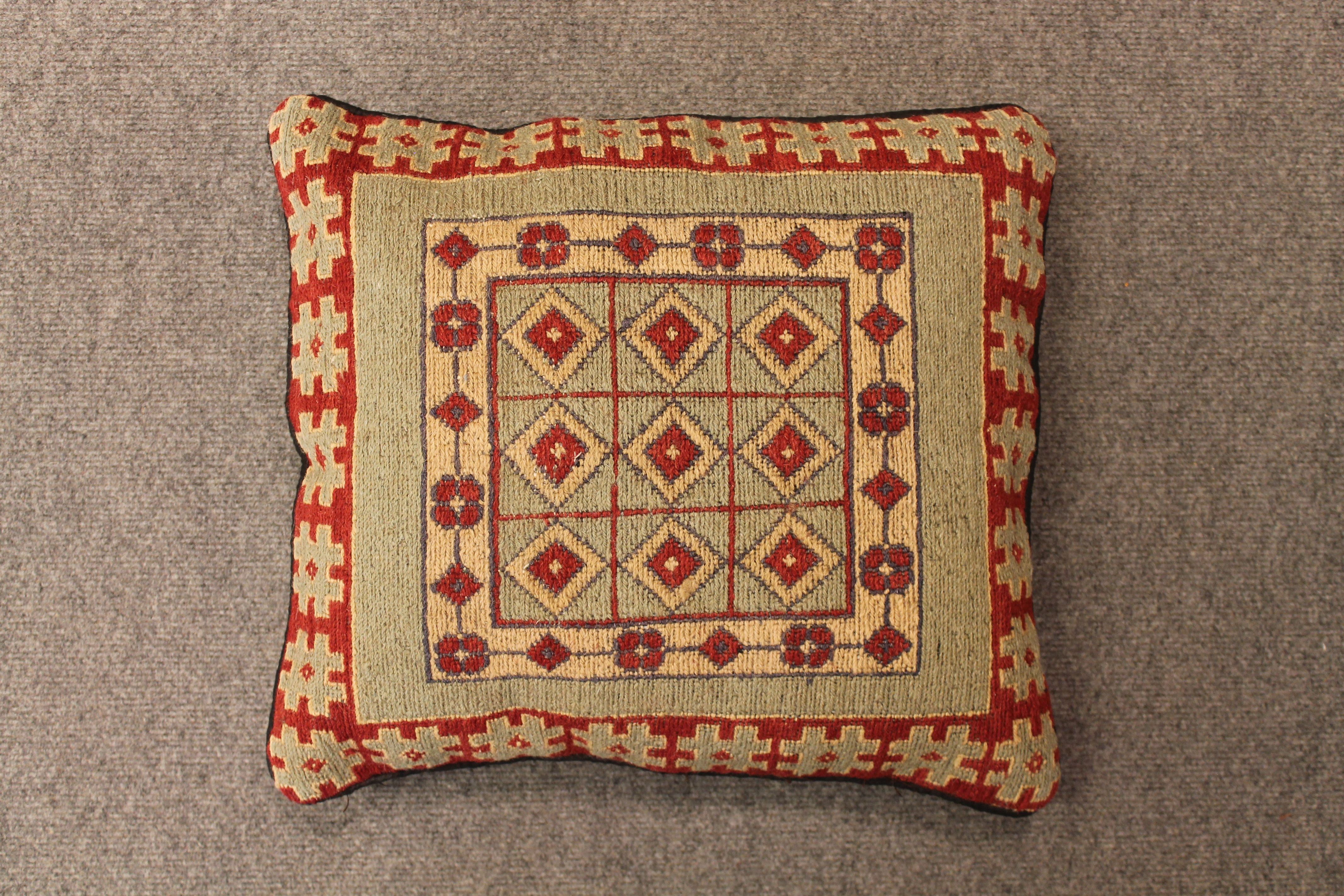 Cushion