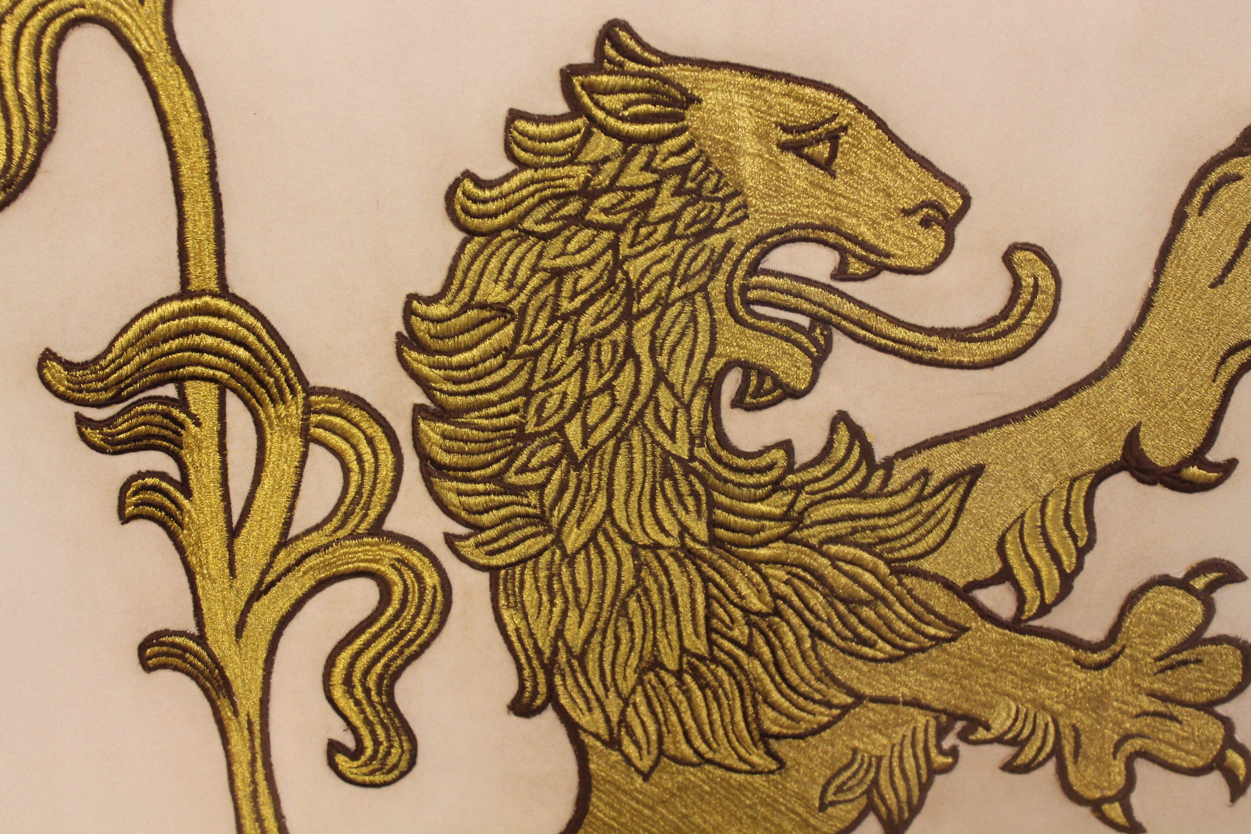 Small Heraldic Lion Embroidery