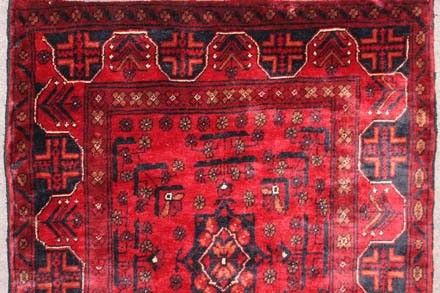 Khan Muhamadi runner