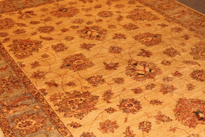 Sultan Abad rug