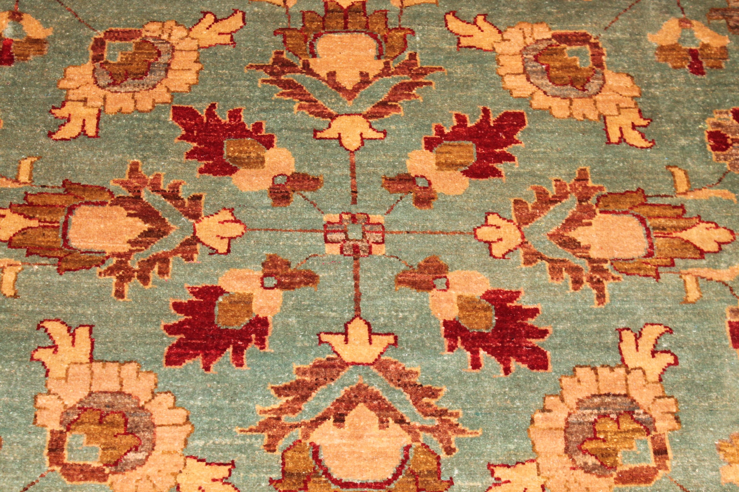 Sultan Abad circular carpet