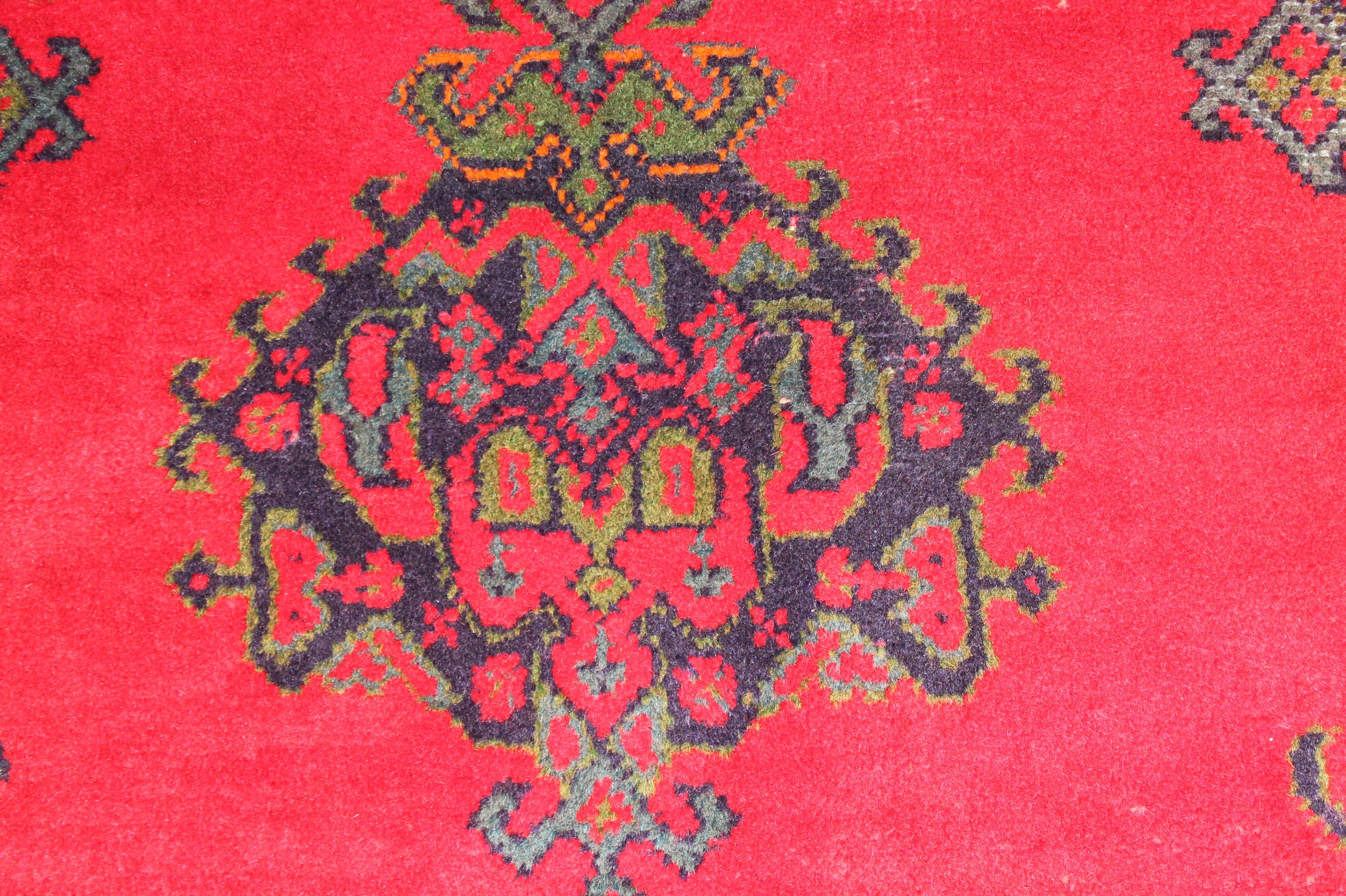 Antique Ushak carpet