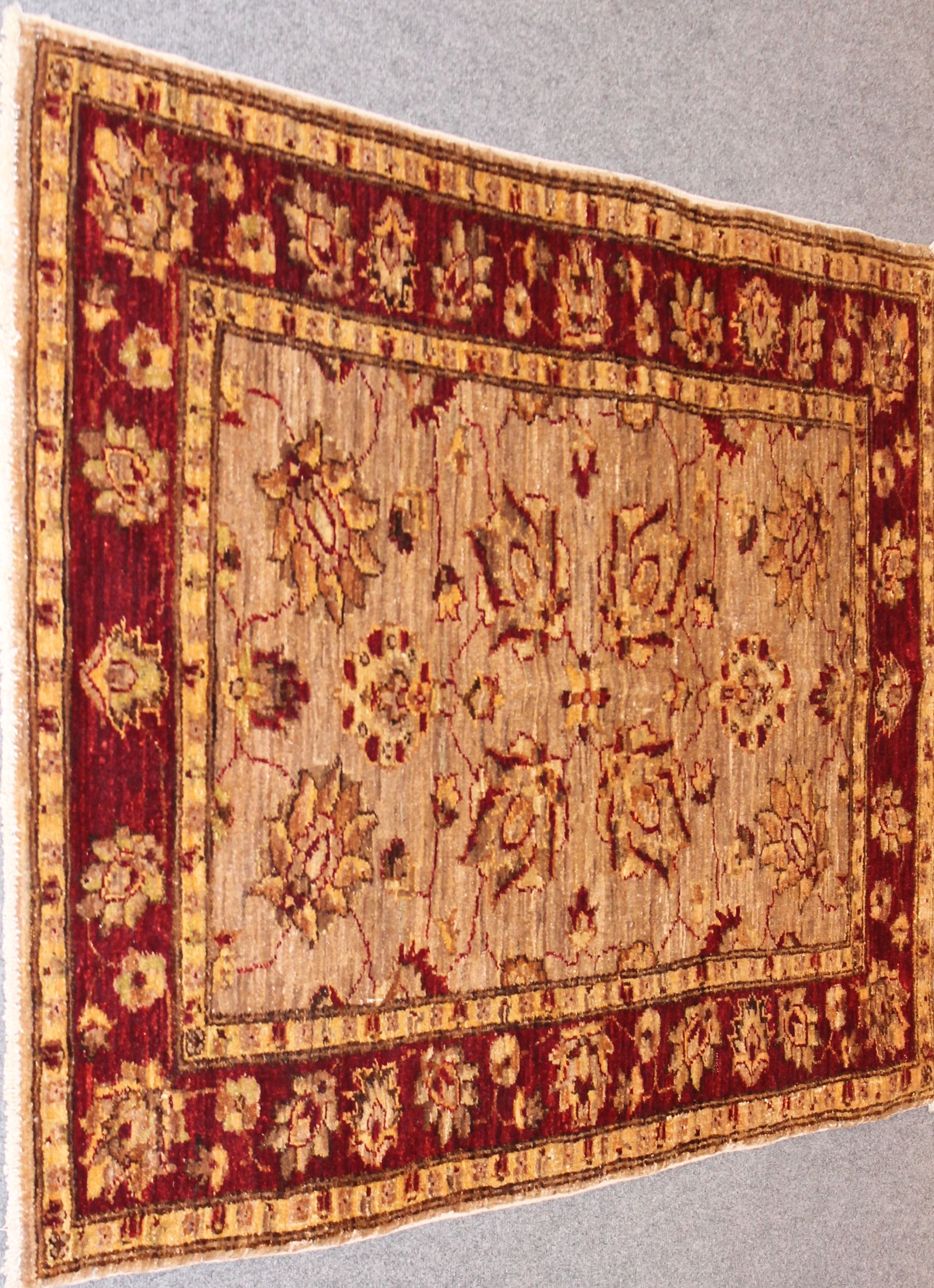 New Sultan Abad rug