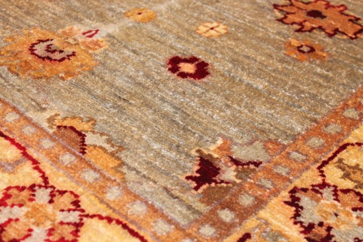 Fairuzi rug