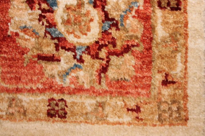 Sultan Abad rug