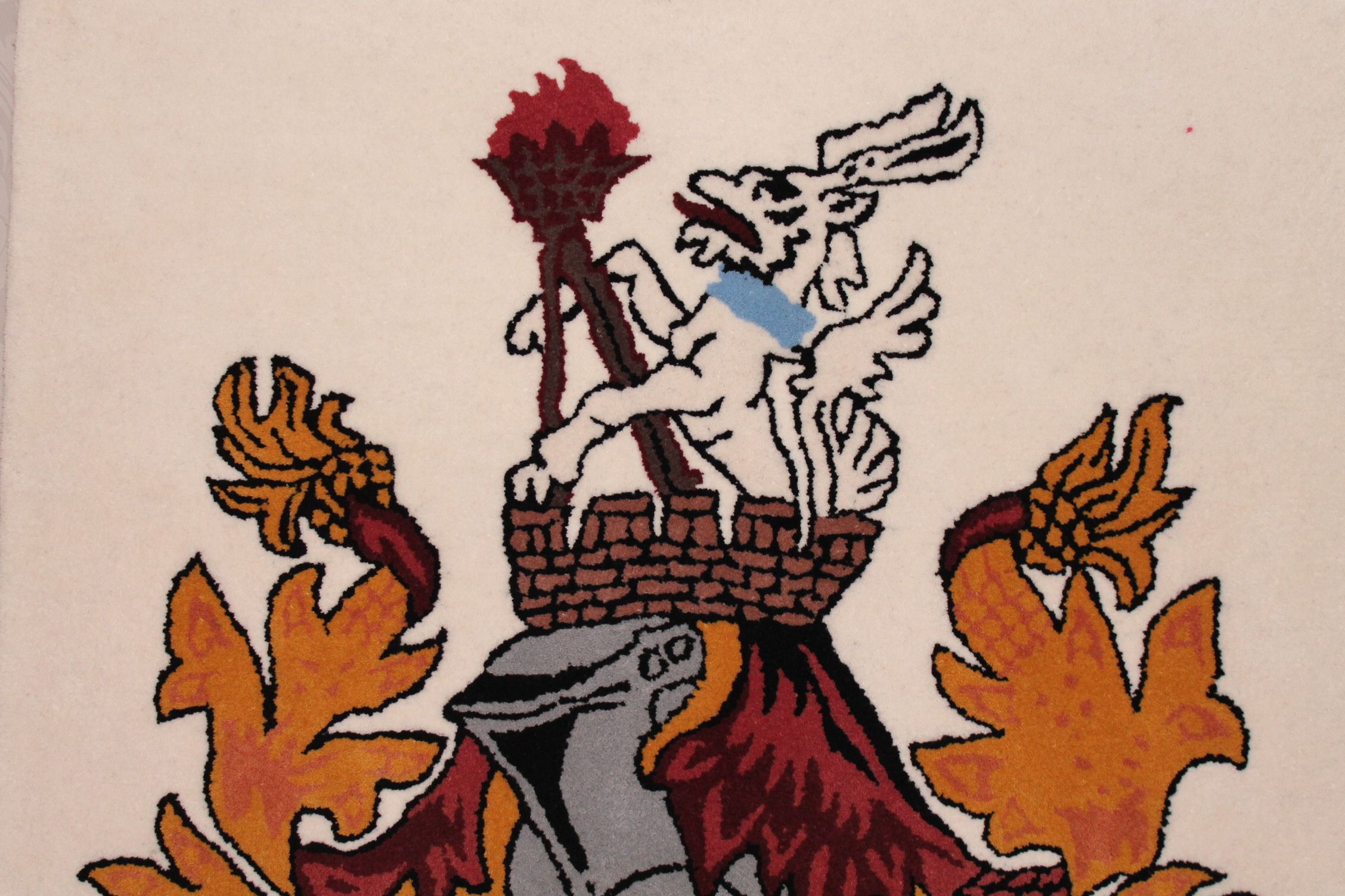 Heslemere coat of arms rug