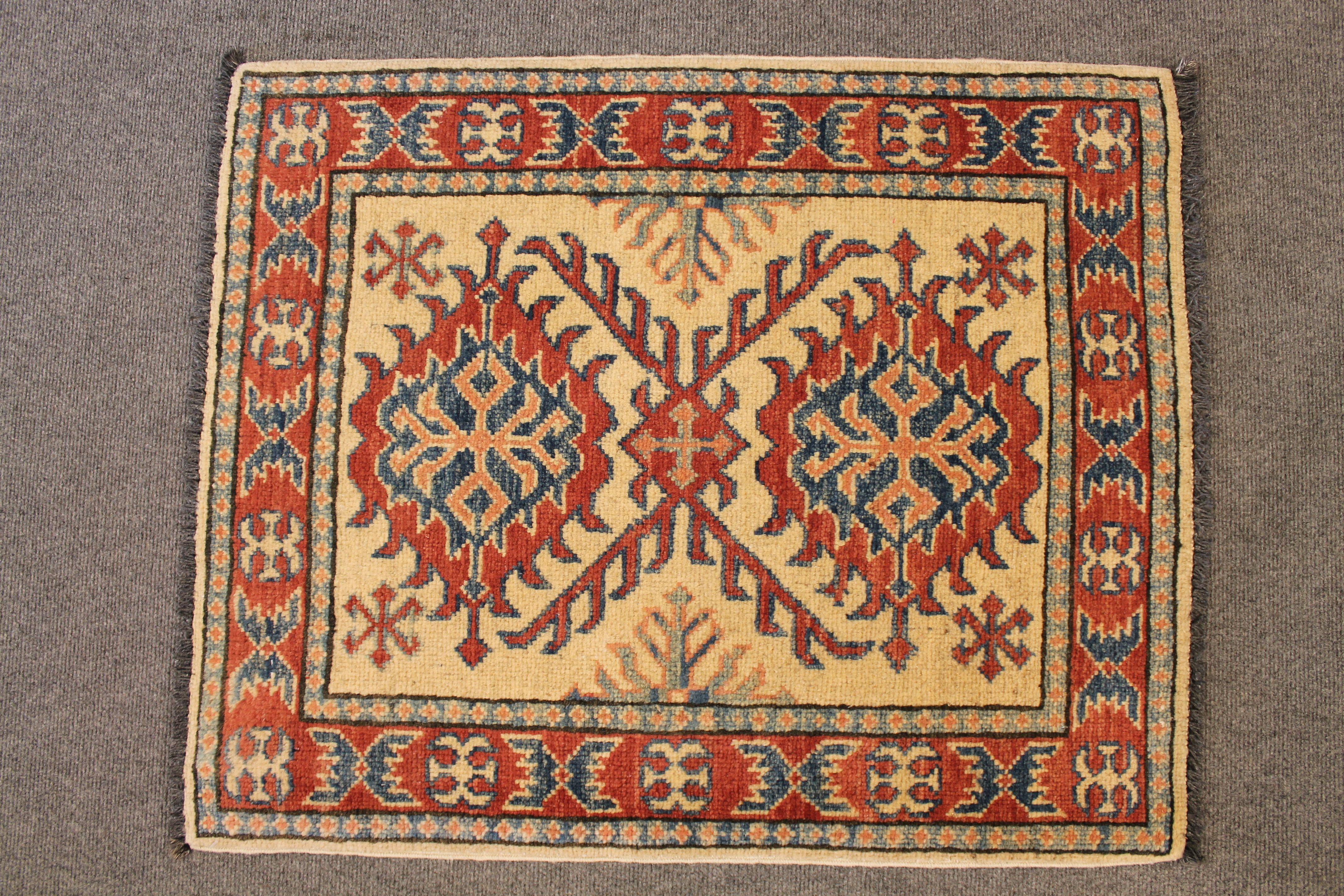 Shiravan rug