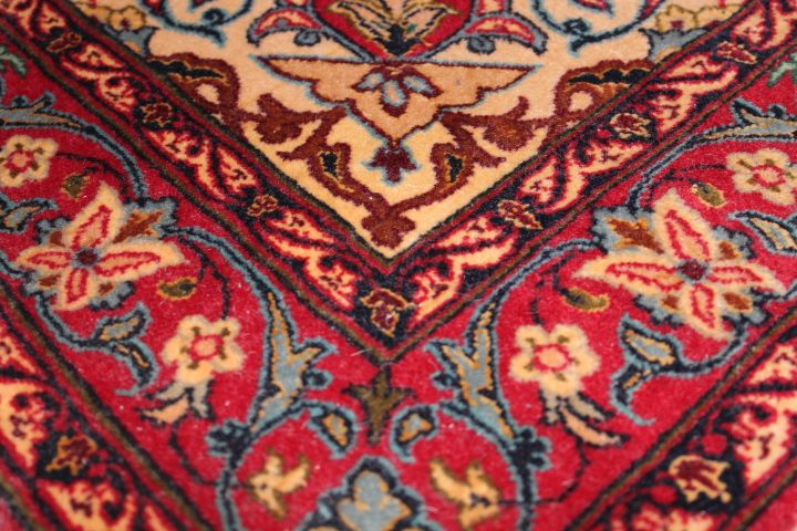 Isfahan rug