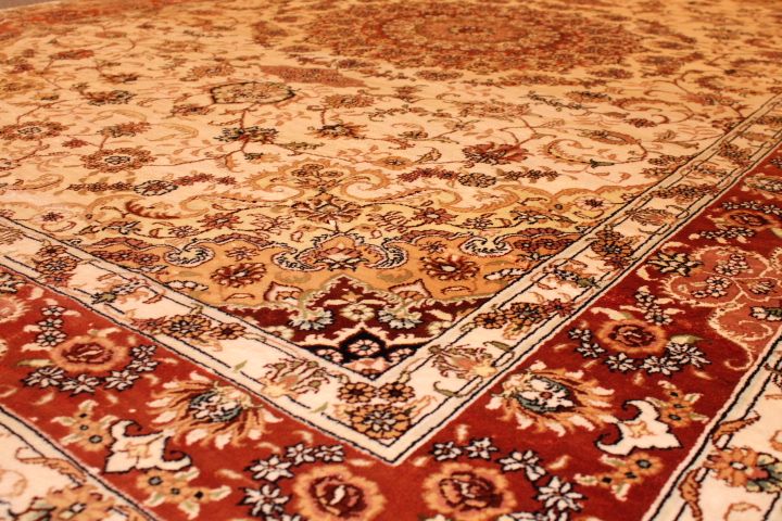 Fine Silk Qom rug