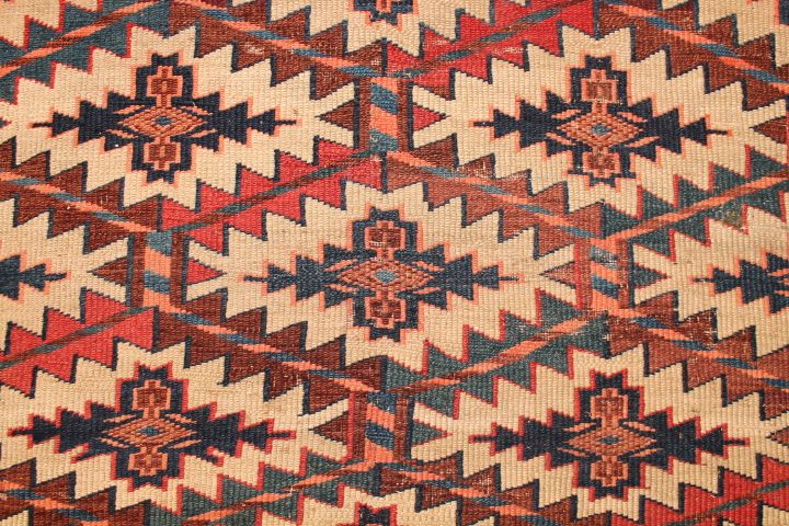 Antique Yamut Asmalyk