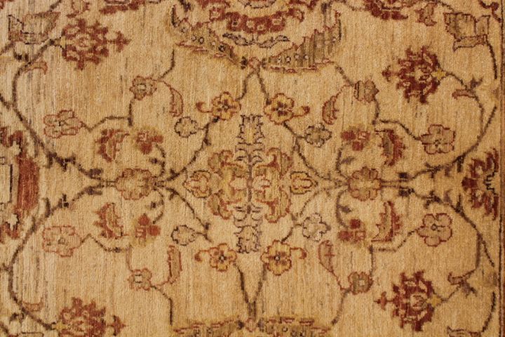 Sultan Abad rug