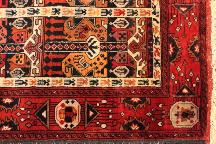 Bashiri rug