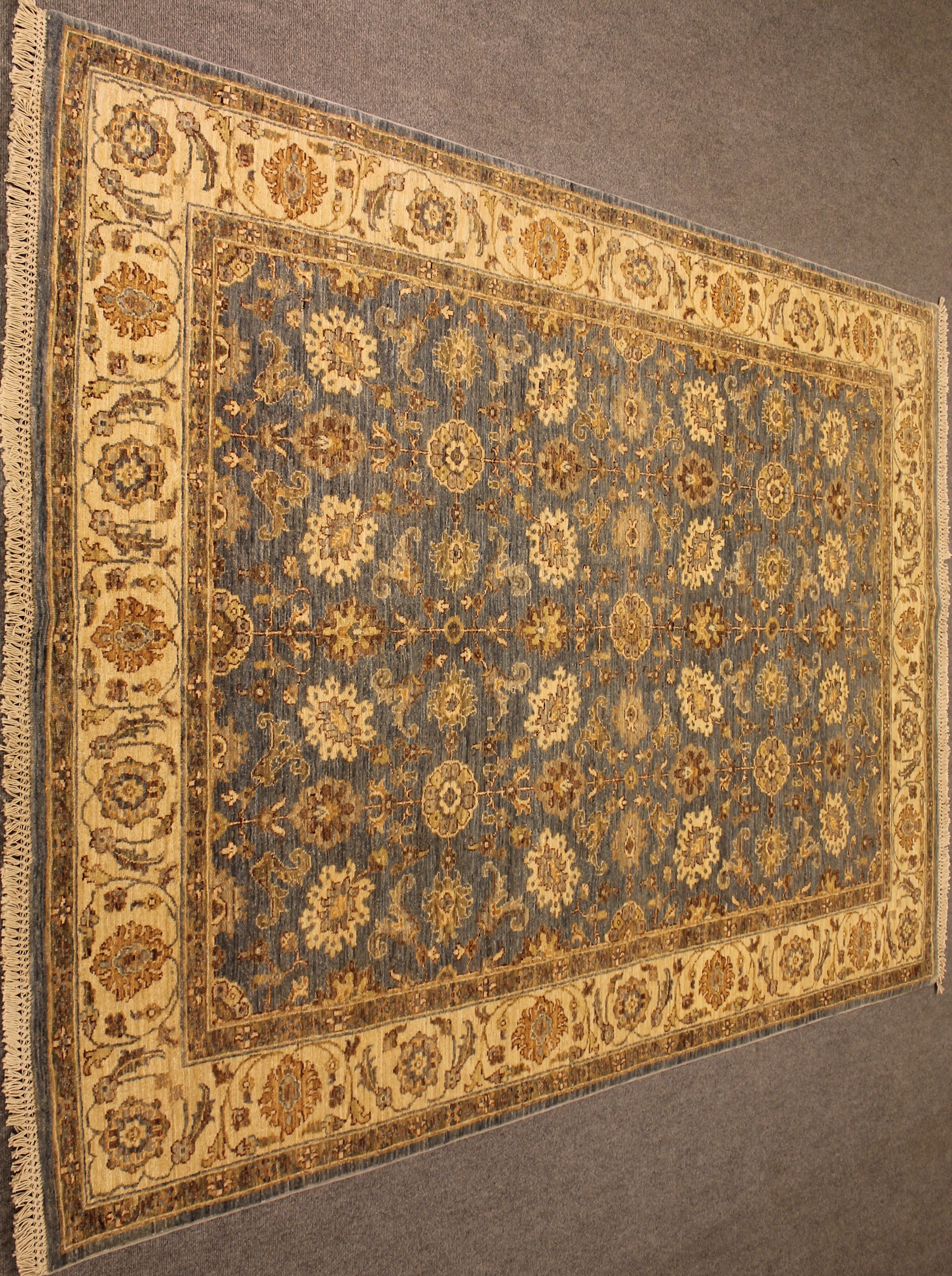 Fairuzi rug