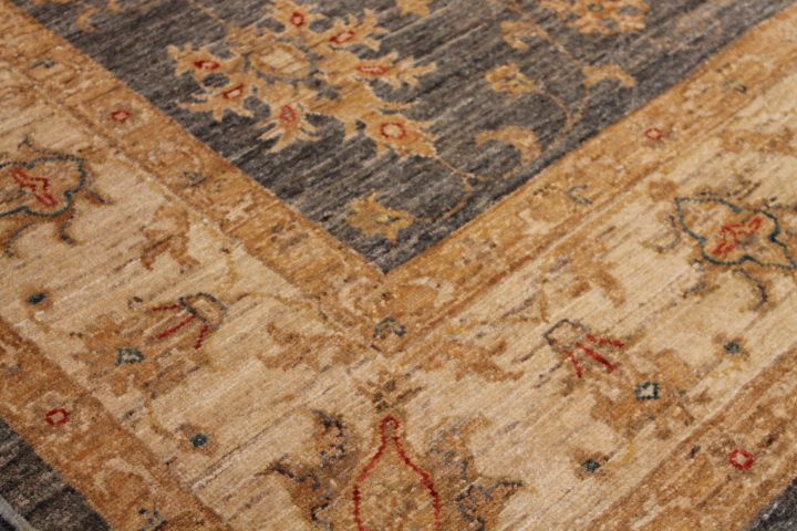 Sultan Abad rug