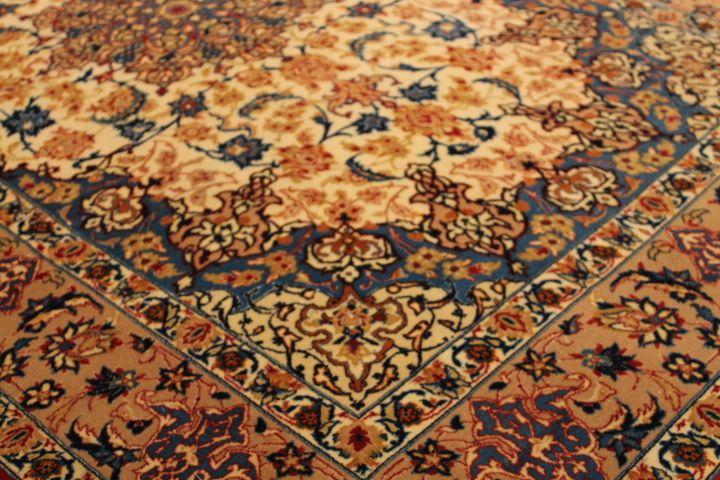 Old Isphahan rug