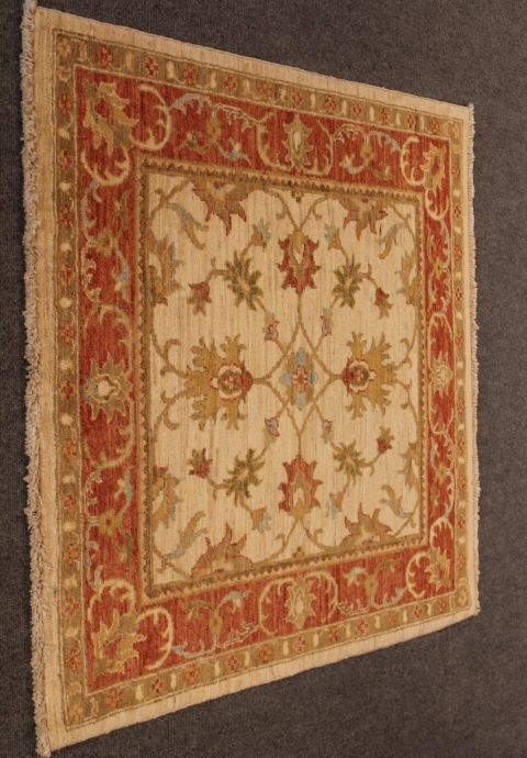 New Sultan Abad rug
