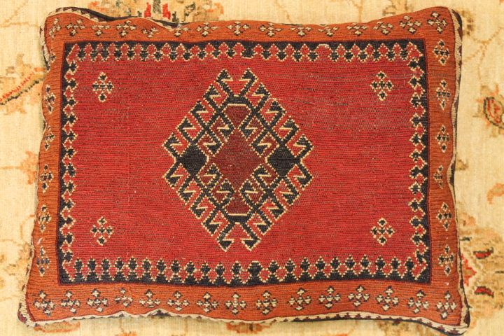 Caucasian Somak cushion