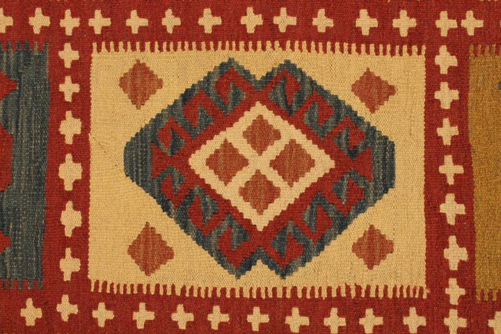 Qashqai Kilim runner