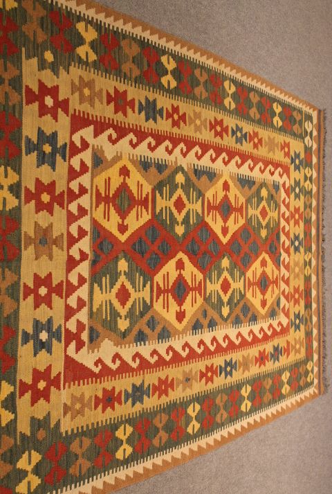 Qashqai Kilim
