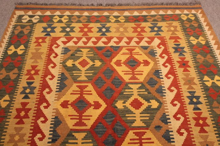 Qashqai Kilim