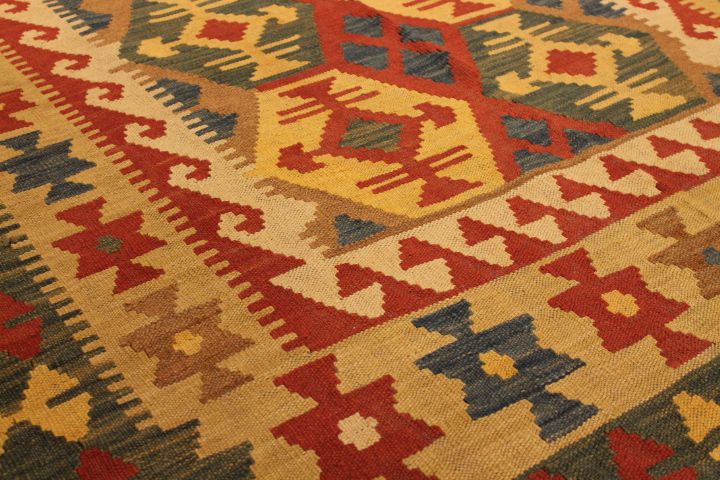 Qashqai Kilim
