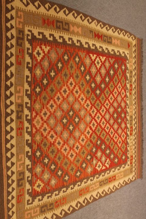 Qashqai Kilim