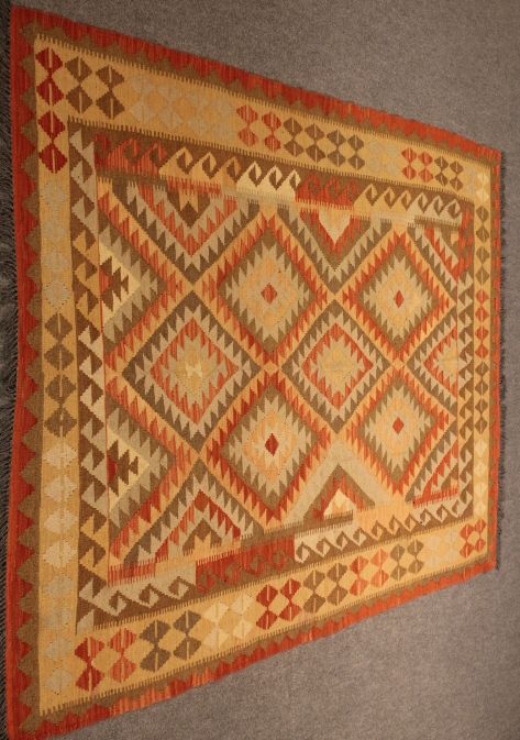 Qashqai Kilim