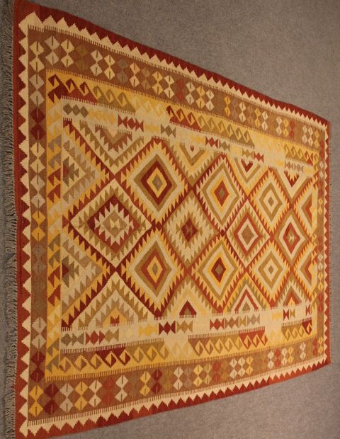 Qashqai Kilim