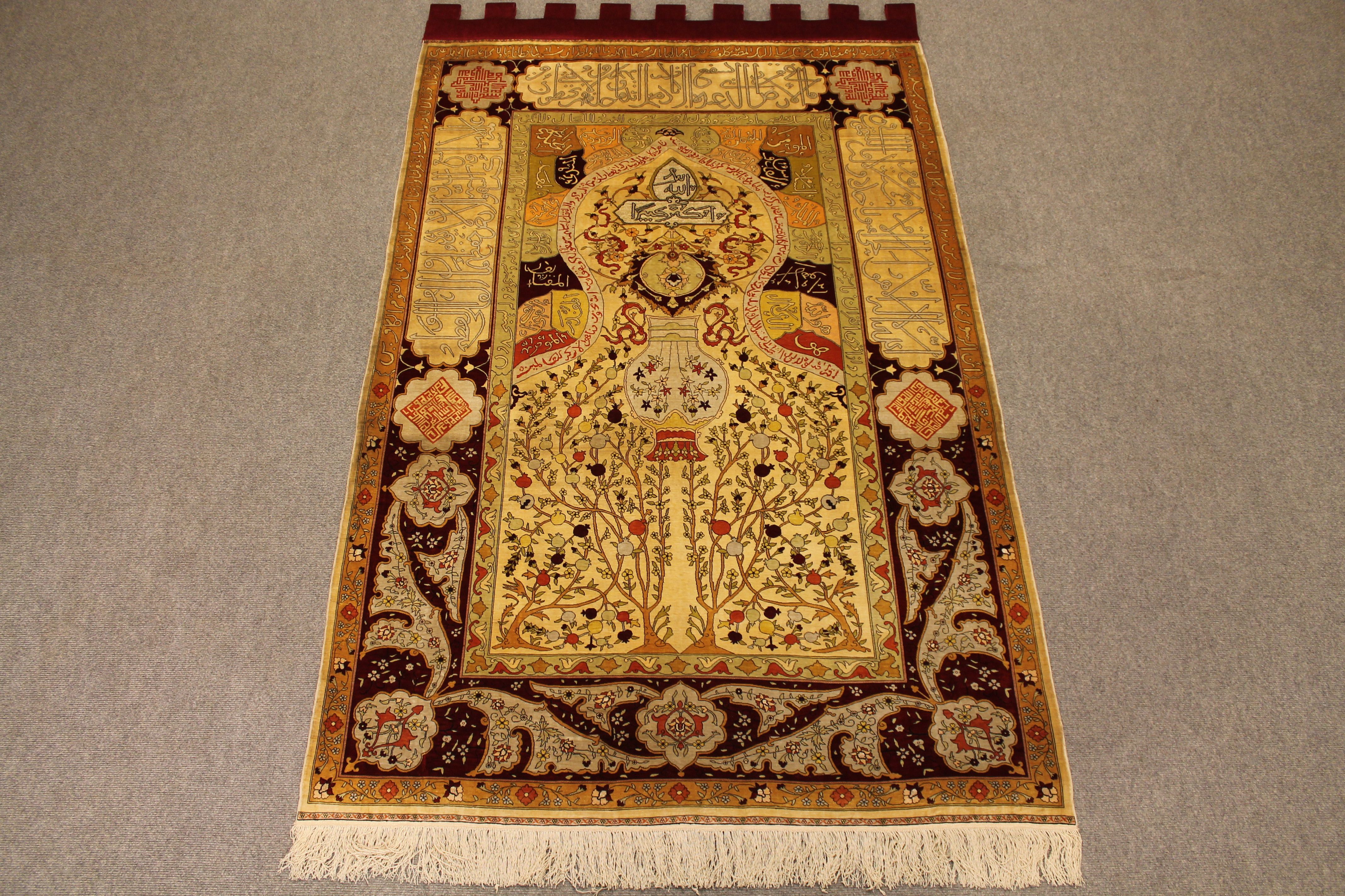Top Kapi silk rug