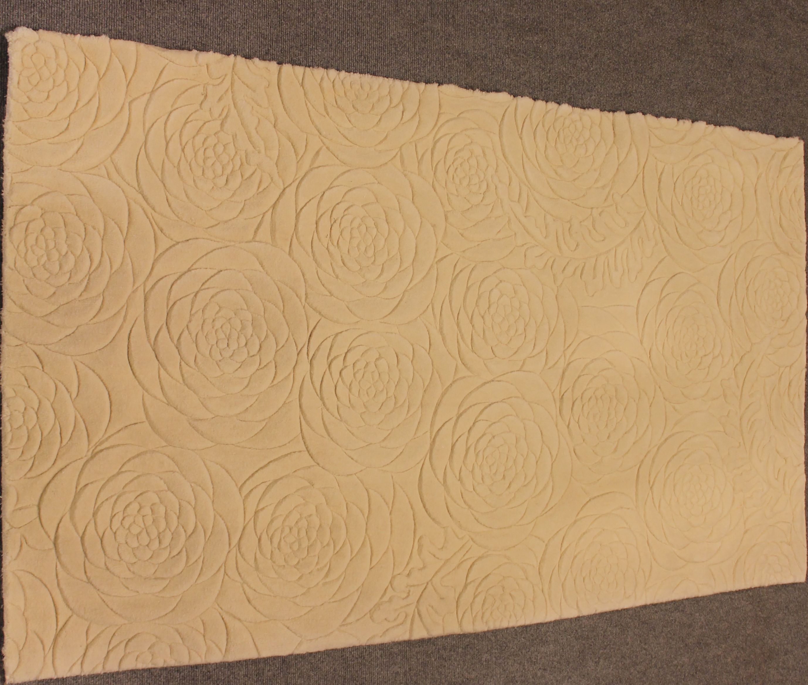 Ivory Rose rug