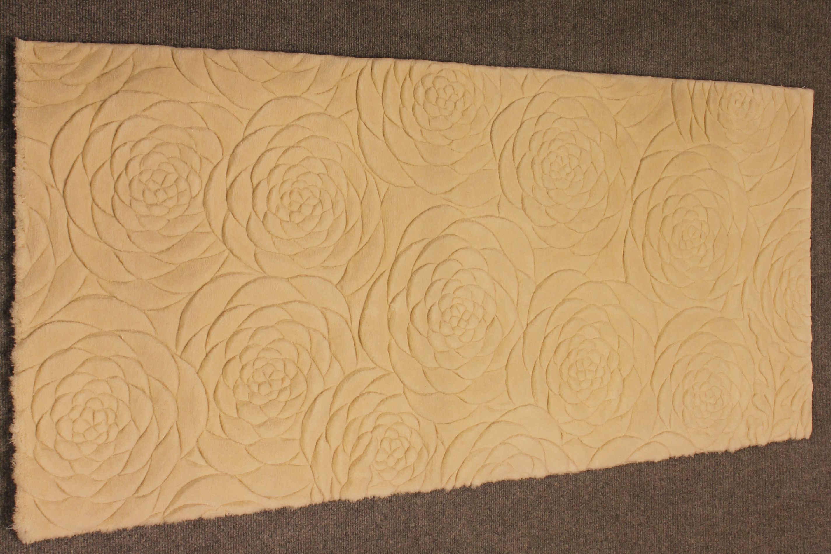 Ivory Rose rug