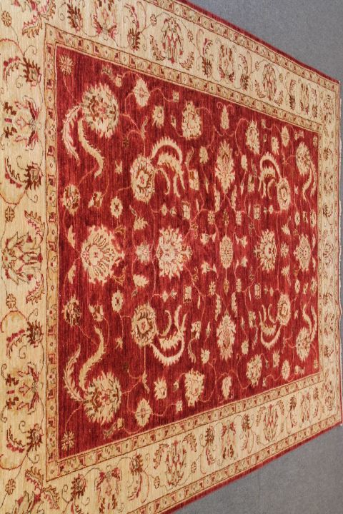 Sultan Abad rug