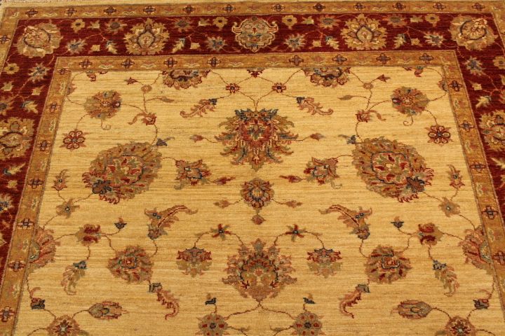 New Tabriz rug