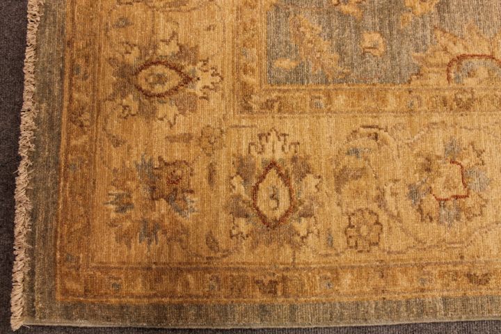New Sultan Abad rug