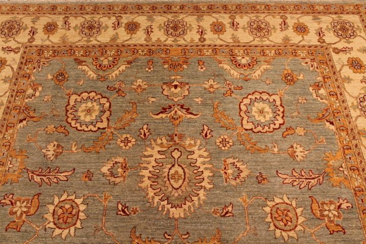 New Kashan desing rug